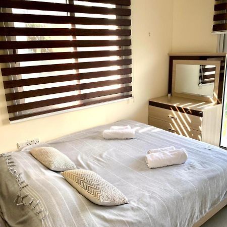 Amazing Two-Bedroom Apartment In Residence Lukomorye D1 With Private Garden Karavas  Exterior photo